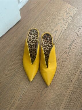 Yellow Pointed-Toe Slip-On Mules with Leopard Insole